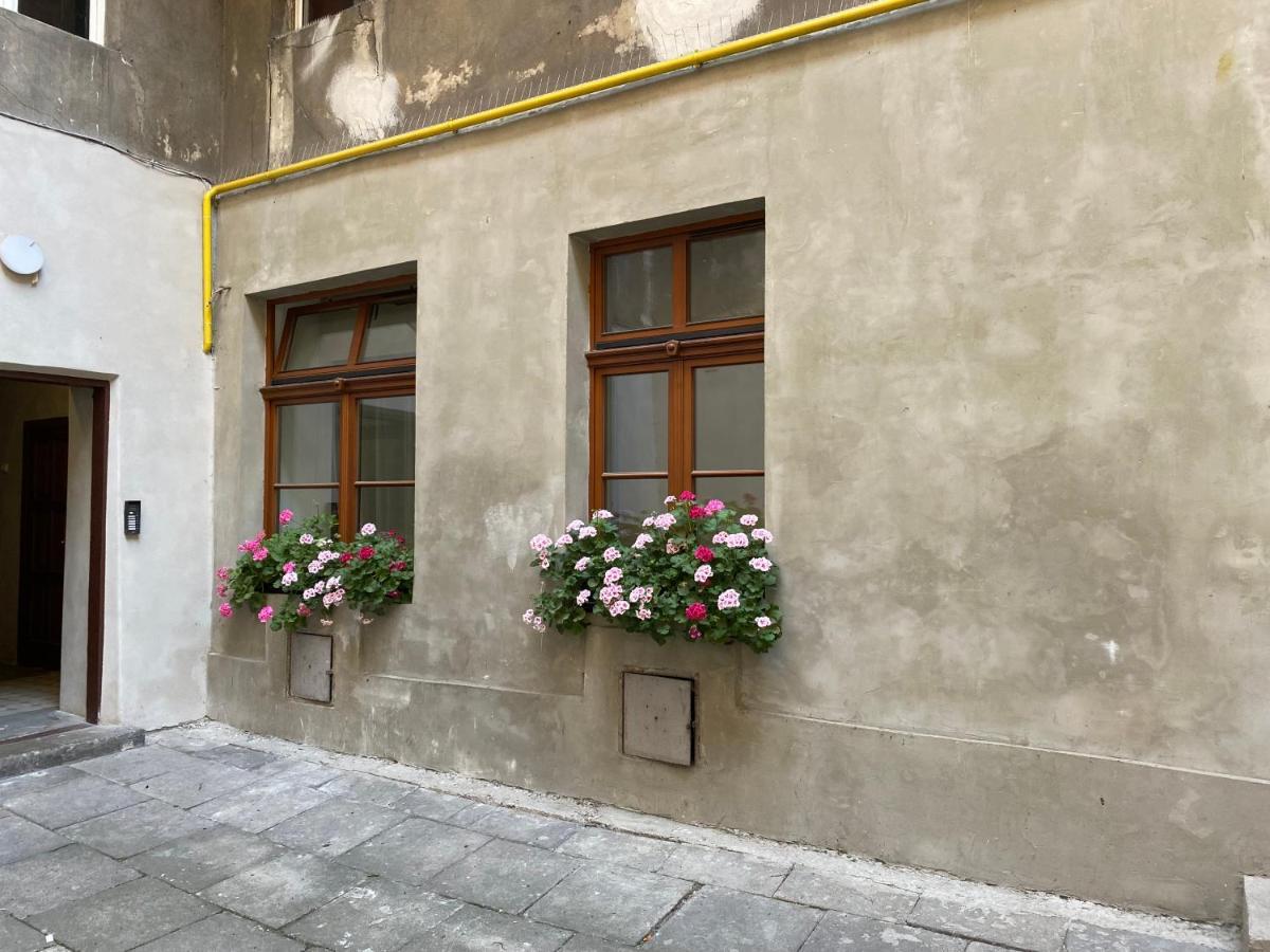 Apartamenty Nikodem In Old Town - Krakow Center Екстериор снимка